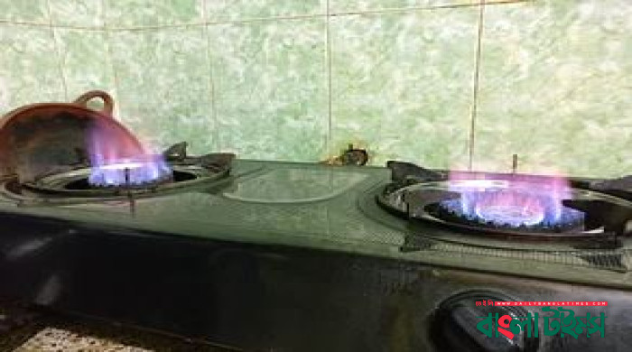 Titas proposes hiking double burner price by Tk 512 claiming losses